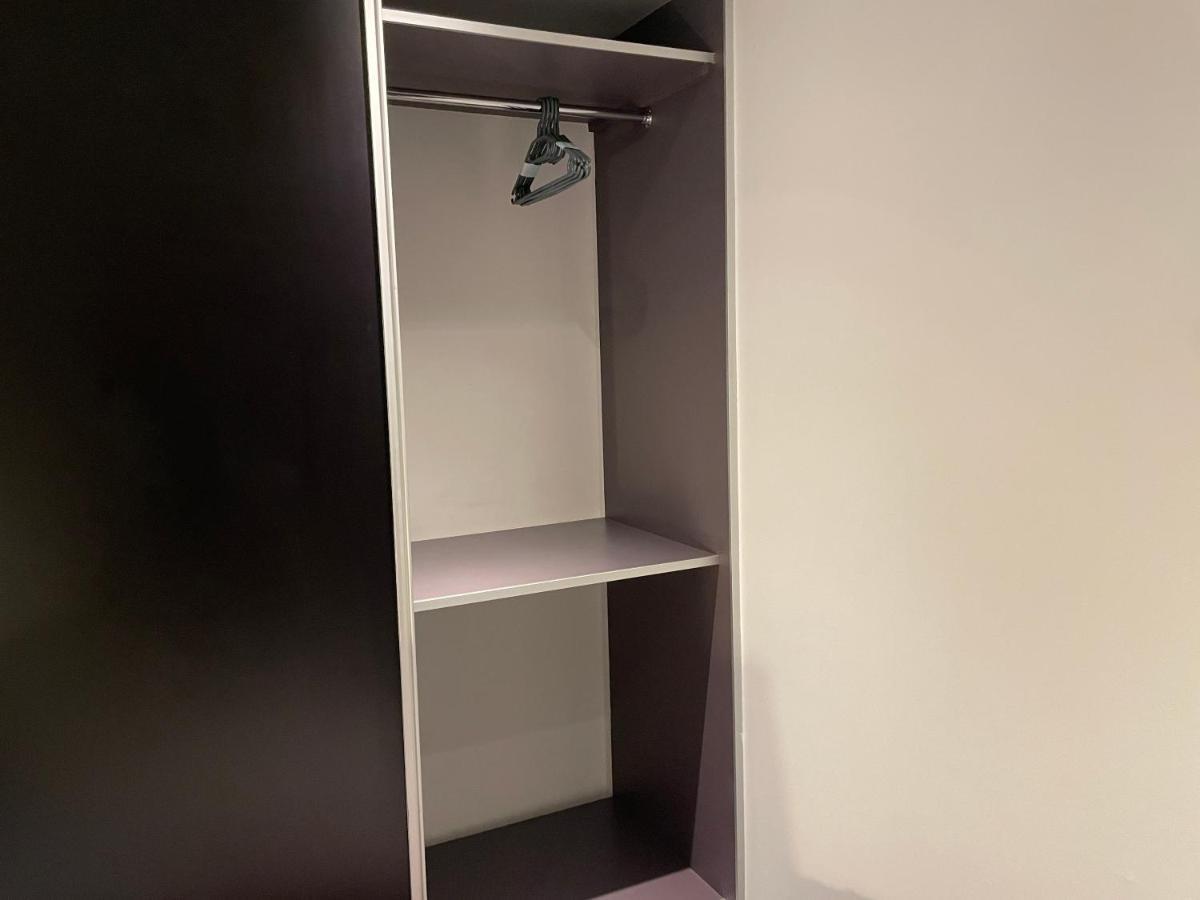 Apartament Stepney Gated Area With Parking & Garden